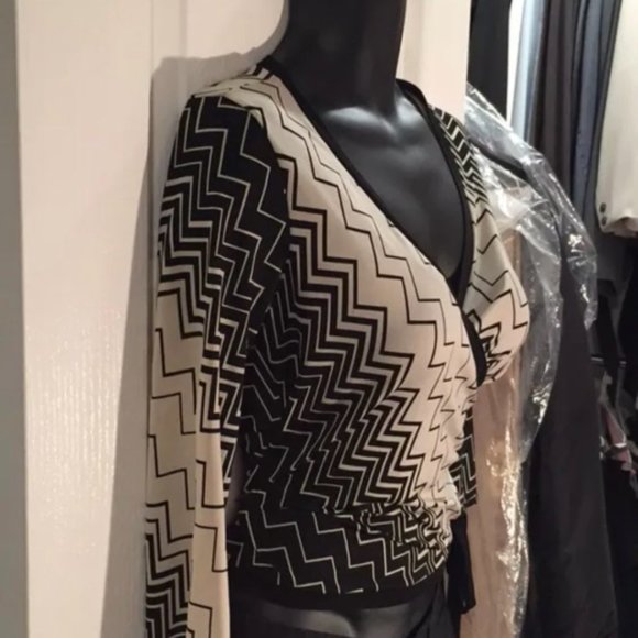 Women Top Suzy Shier size M / Top de marque Suzy Shier Gr. M - Picture 3 of 4